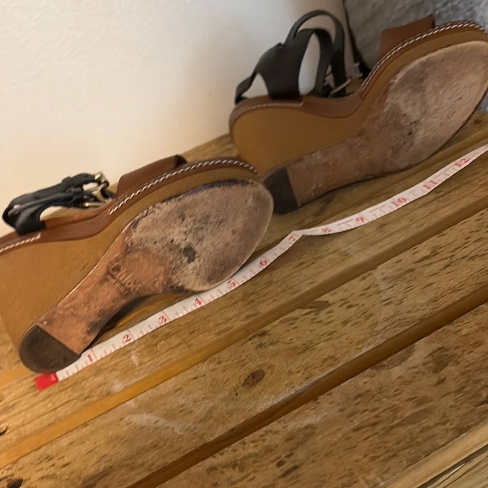 Chloe Brown and Black Wedge Sandals - Picture 6 of 8